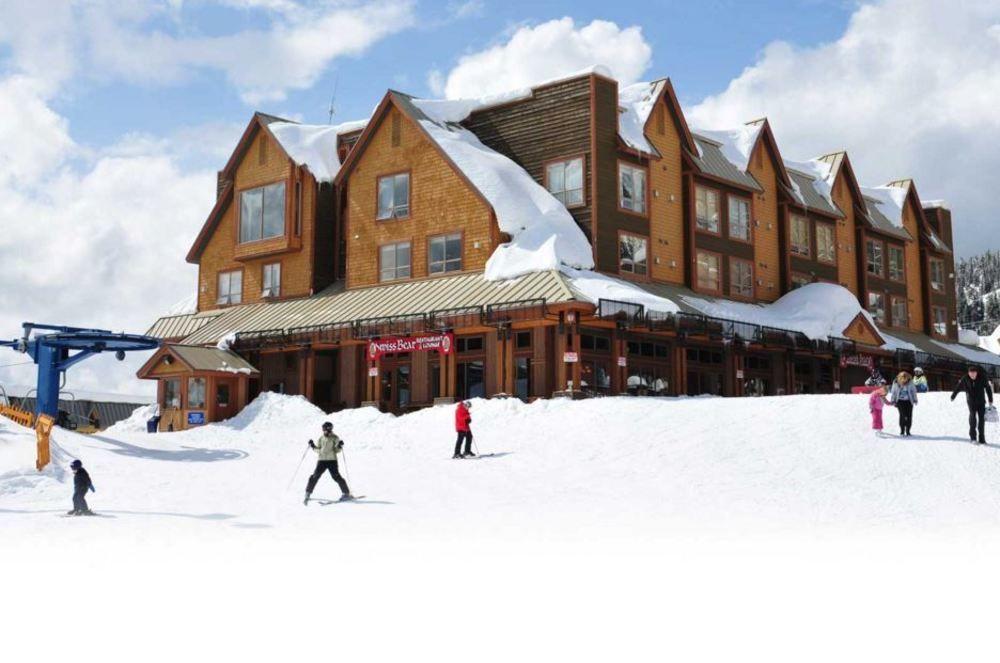 Chateau Big White Exteriér fotografie